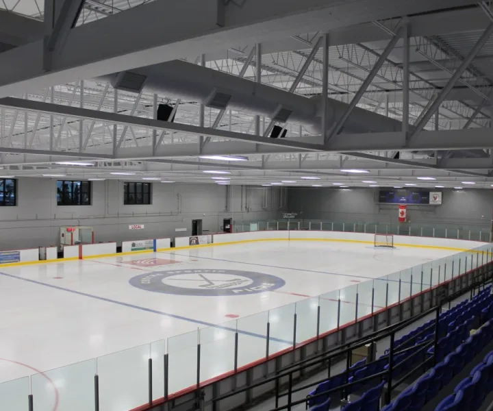 Patinoire intérieur Centre Sportif Piché