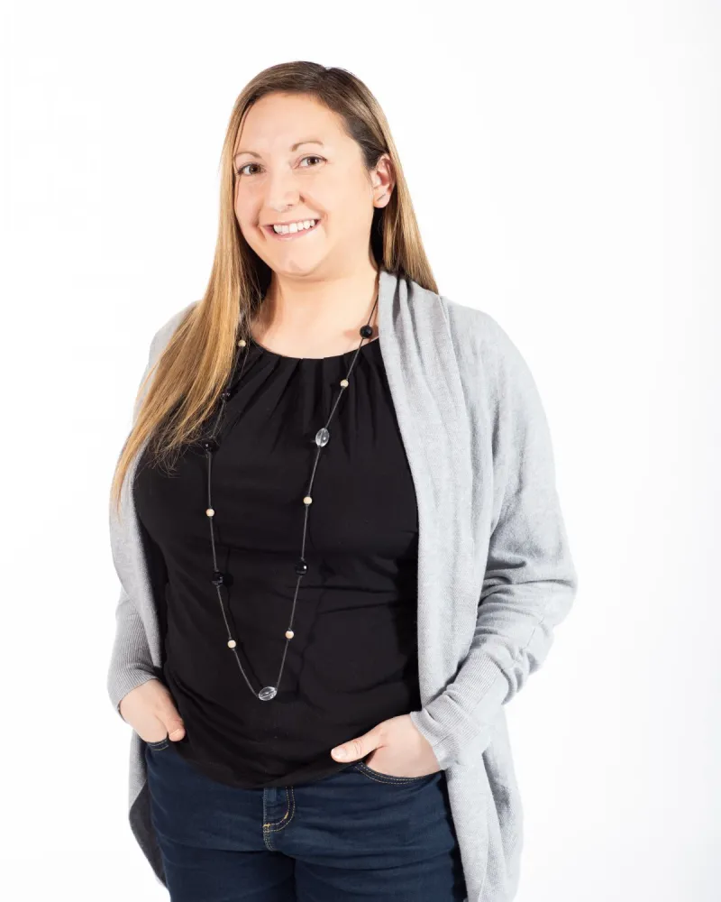 Mme Valérie LOISELLE