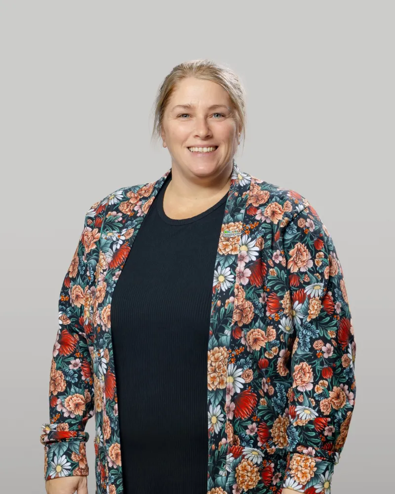 Mme Nadia LECLERC