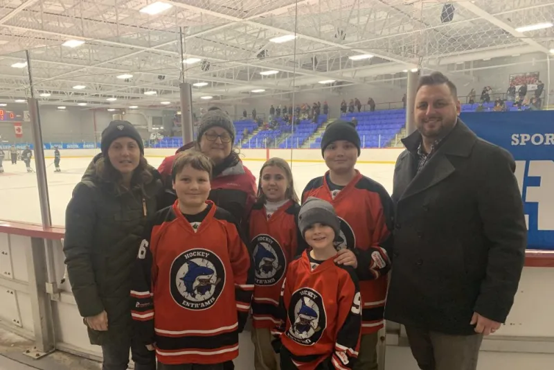 Le hockey Entr’amis, pour le plaisir de jouer